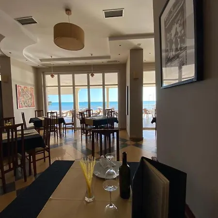 Joel Hotel
