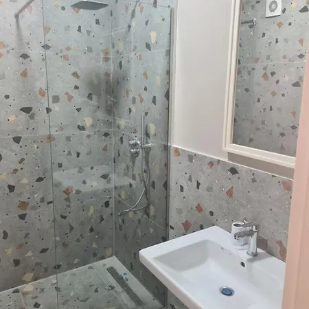 Joel Hotel Durres