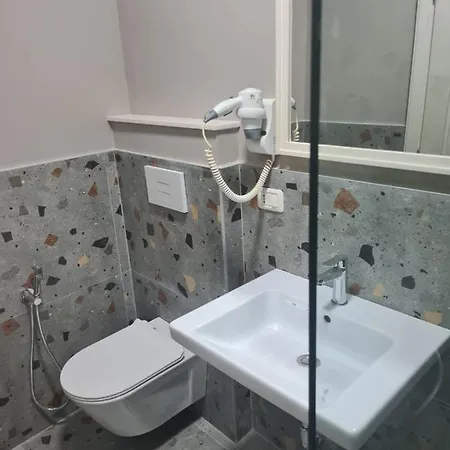 Joel Hotel 3*