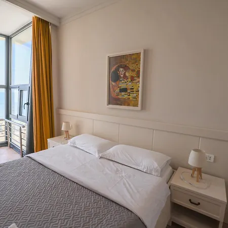 Joel Hotel 3*